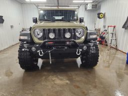 
										2025 Jeep Wrangler Sport-S V-6 Manual full									