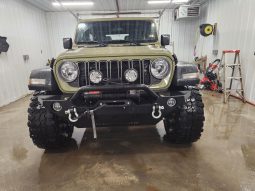 
										2025 Jeep Wrangler Sport-S V-6 Manual full									