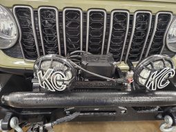 
										2025 Jeep Wrangler Sport-S V-6 Manual full									