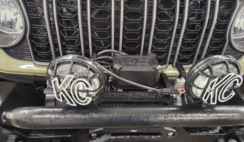 
								2025 Jeep Wrangler Sport-S V-6 Manual full									