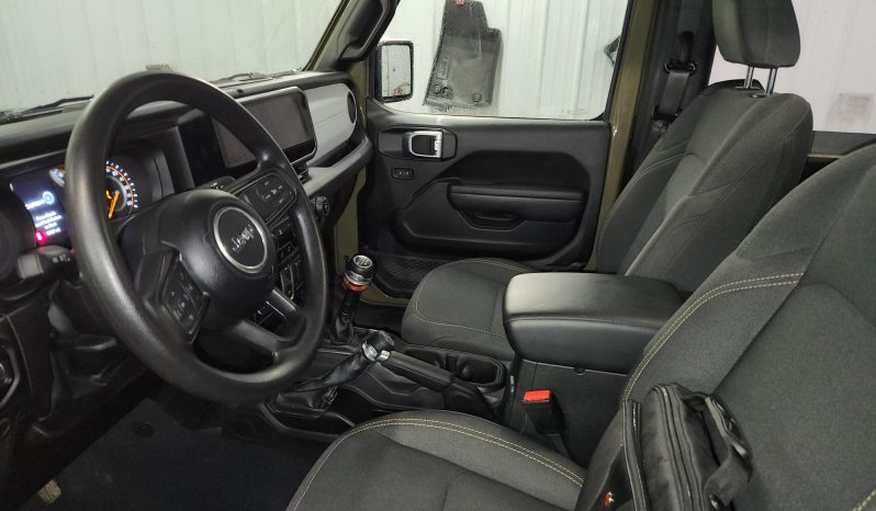 
								2025 Jeep Wrangler Sport-S V-6 Manual full									