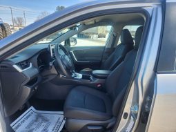 
										Toyota Rav-4 AWD Southern SUV full									