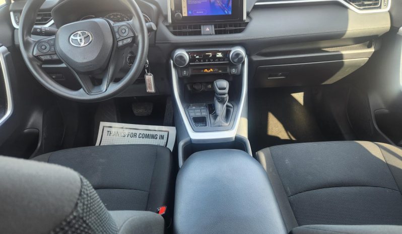 
								Toyota Rav-4 AWD Southern SUV full									